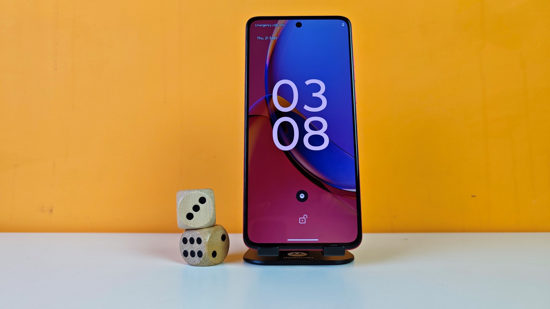 Moto G84 5G Review: A Balanced Performer in the Budget Segment