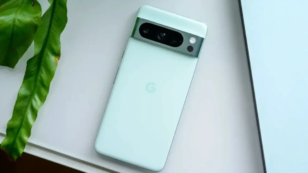 Googel Pixel 8 Mint Color