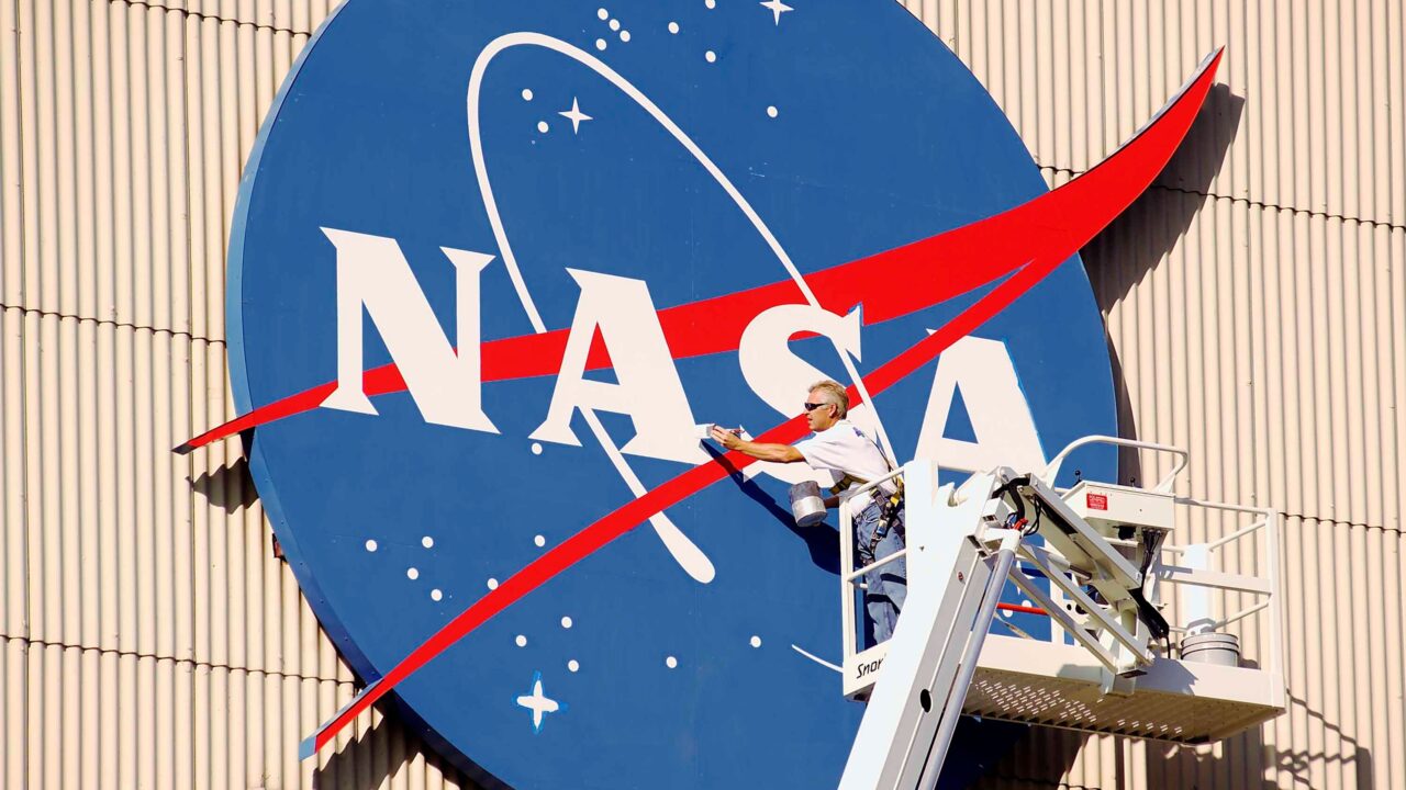 NASA Opens Astronaut Applications as Newest Class Graduates