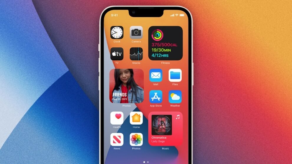 New iOS Update Brings Customizable Home Screen to iPhones