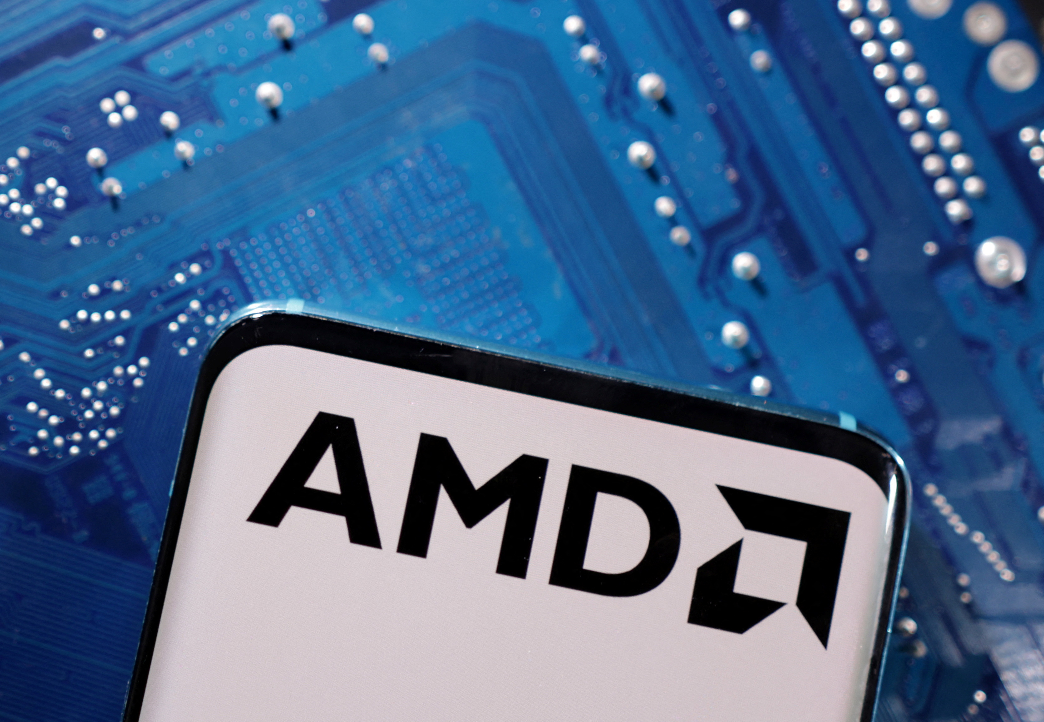 AMD Announces New AI Chips Amid Intensifying Competition with Nvidia and Intel