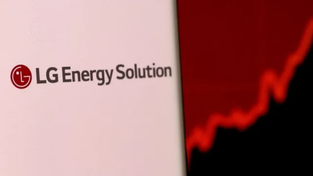 LG Energy Solutions Shares Gain Over 1% Despite Dip In Profits