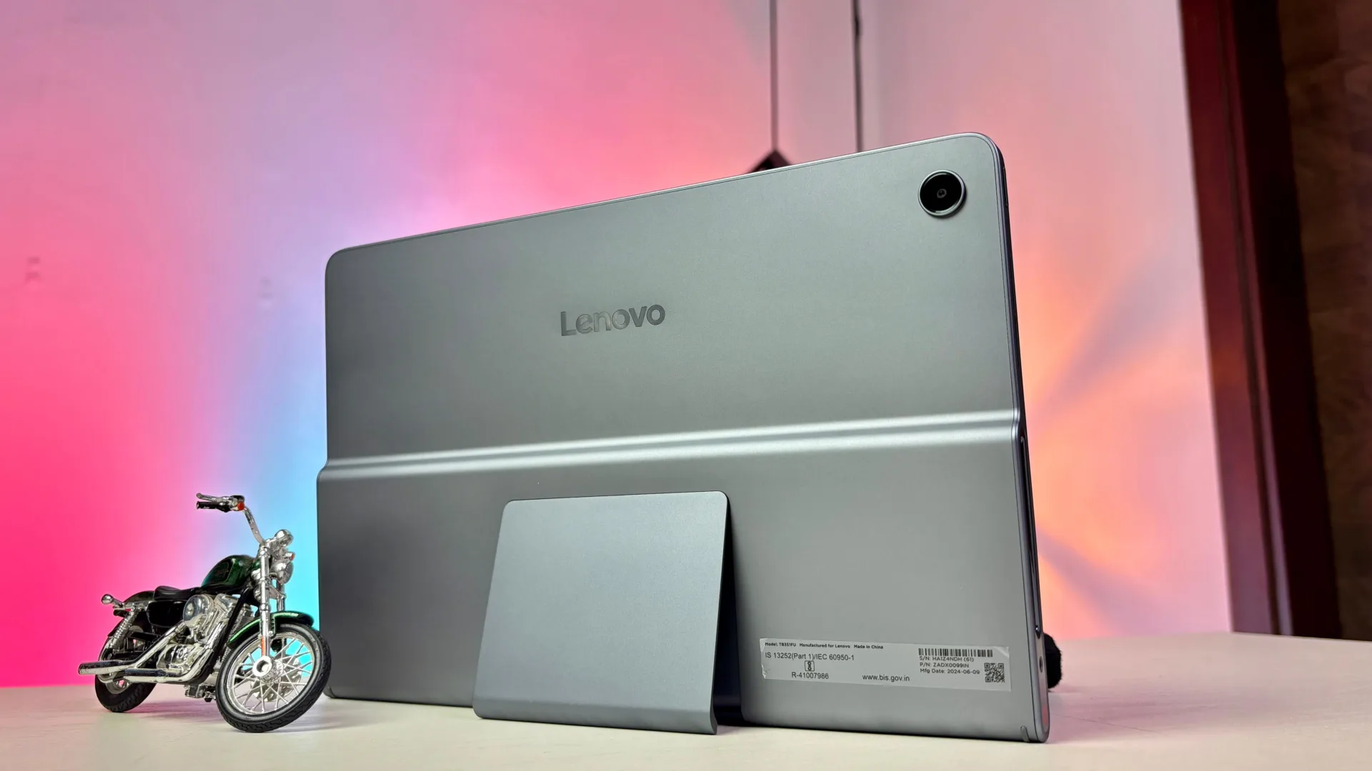 Lenovo Tab Plus Review