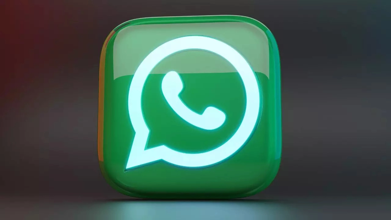 WhatsApp Bolsters User Safety with Group Invitation Controls