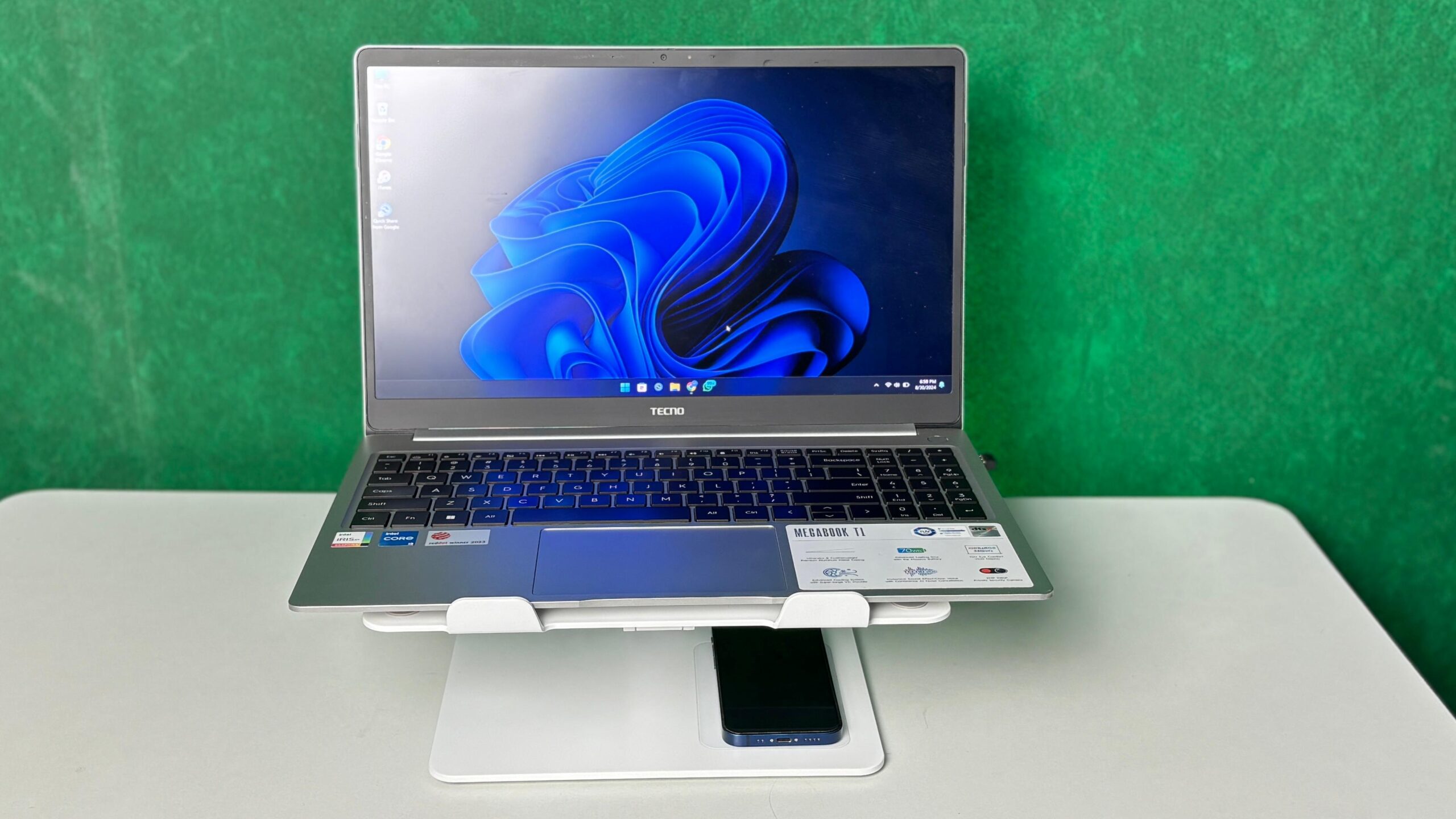 ALOGIC Elite Power Laptop Stand Review