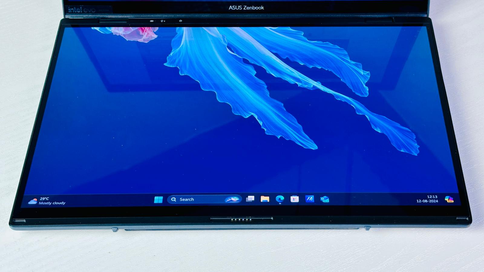 ASUS Zenbook DUO