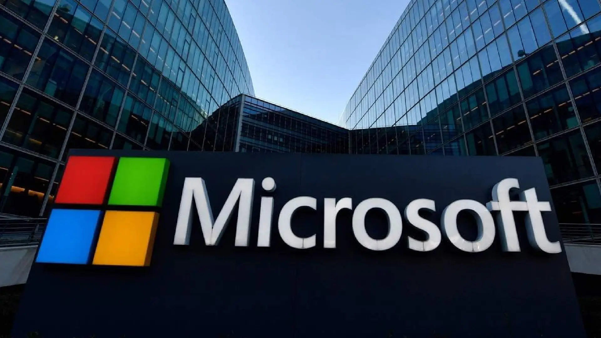 Microsoft Reclaims Top Employer Spot in India, Randstad Research Reveals