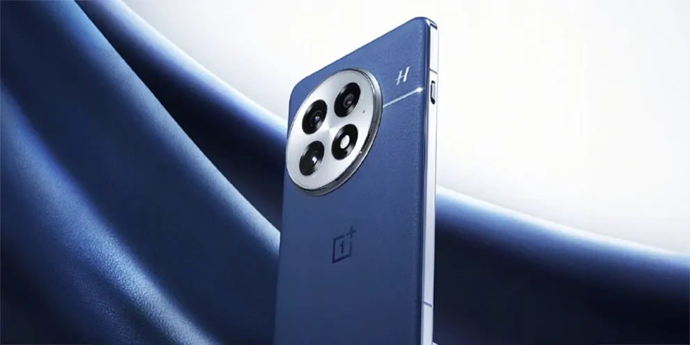 OnePlus 13 blue