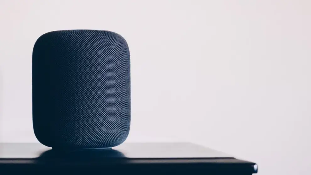 Apple Delays HomePod with Display to Late 2025 Due to Software Development