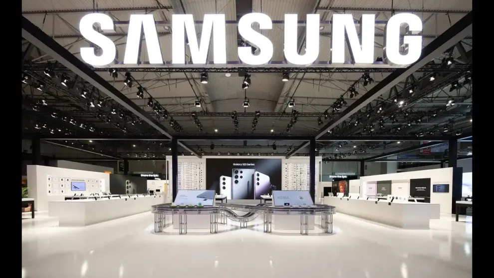 How Samsung Leads the Android Ecosystem with Superior Innovation and Integration