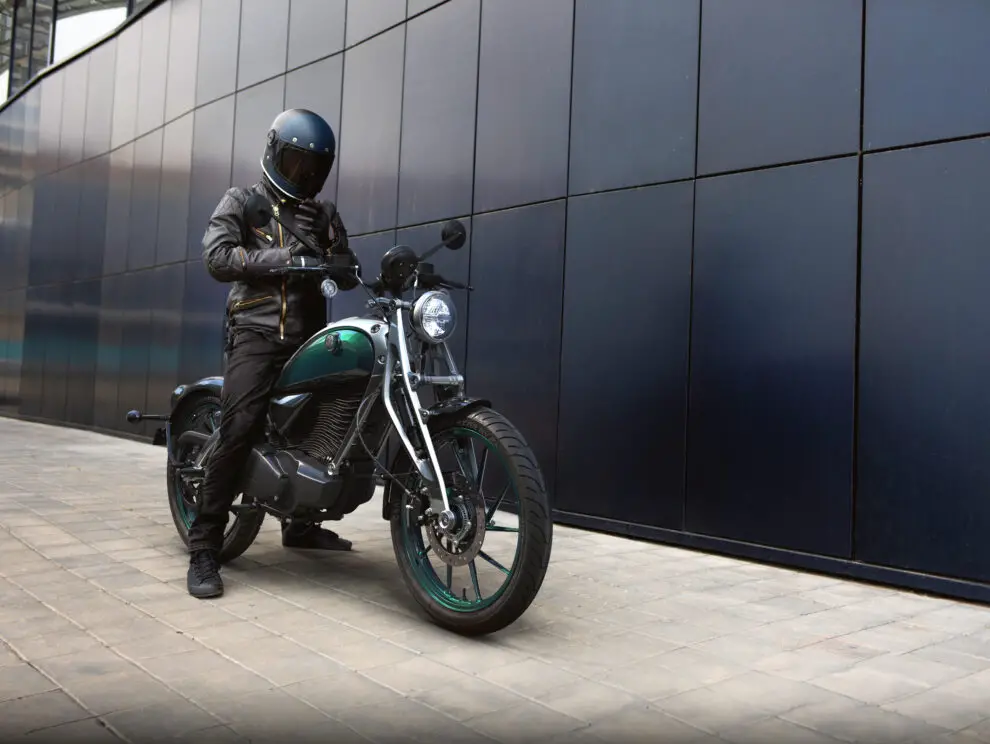 Royal Enfield’s Flying Flea Partners with Qualcomm to Revolutionize Connected Two-Wheelers